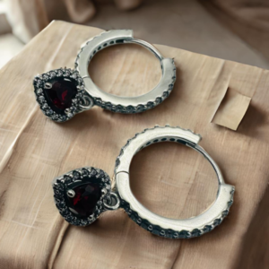 Aretes corazón rojo