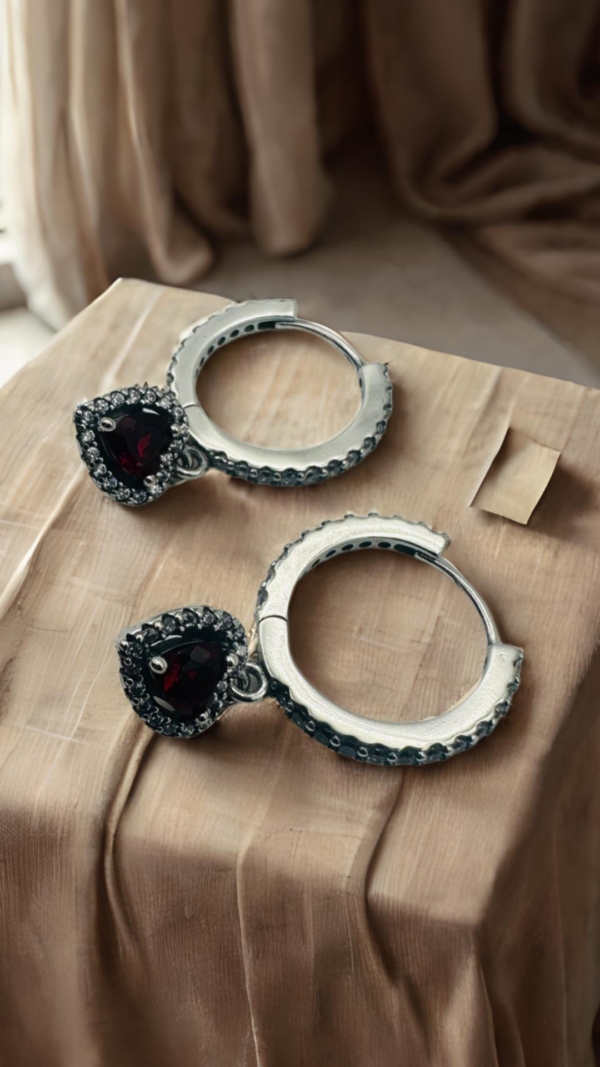 Aretes corazón rojo
